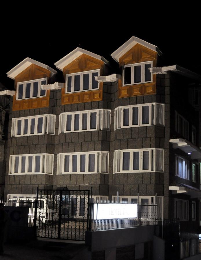 Hotel PACIFIC Srīnagar Exterior foto